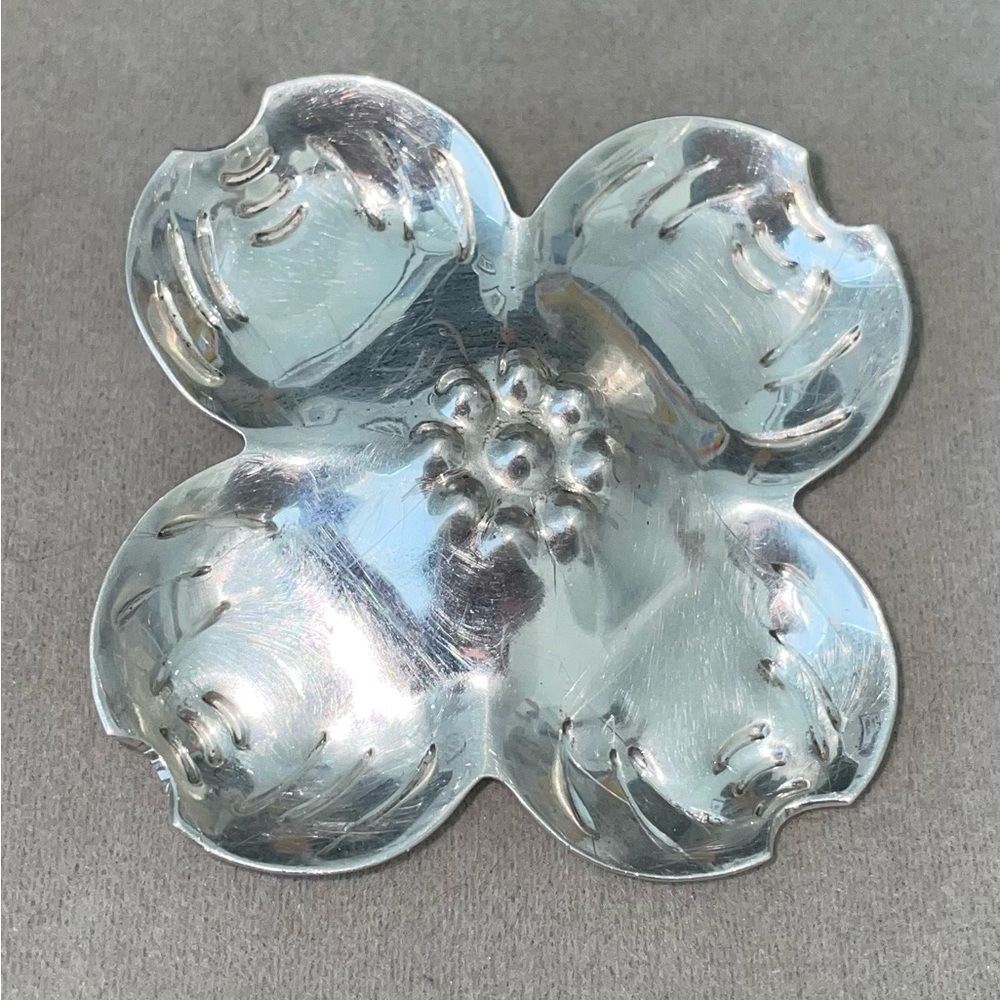 Vintage 2” Sterling Silver (925, 15 Grams) Dogwood Flower Brooch/Pin/Pendant